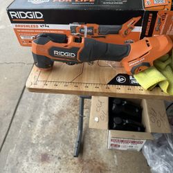 RIDGID 18V Brushless Cordless Multi-Tool (Tool Only)
