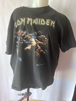 Vintage Iron Maiden t-shirt from the 1995 "Man of the Edge" tour.