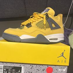 Jordan 4 lighting size 10