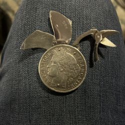 Elois Pernet 1850 Pocket Manicure Coin