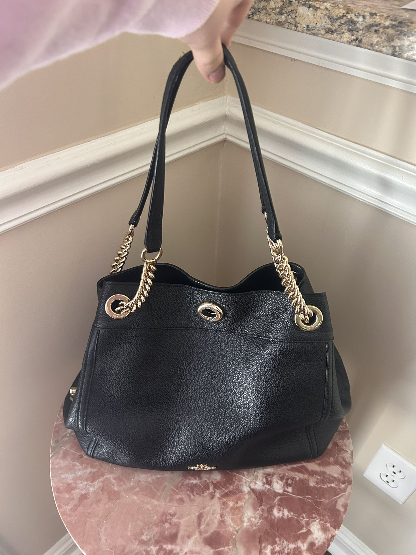 Coach Black & Gold Purse 