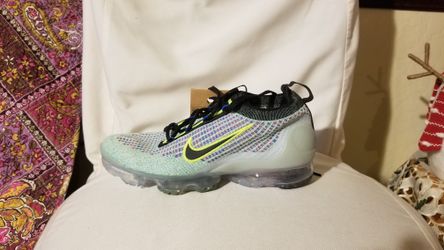 Nike Air Vapormax 2021 Size 6y