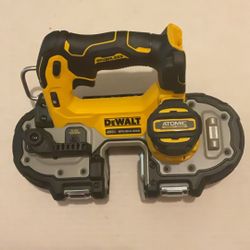 Brand New Dewalt Atomic 20 Volts Brushless Band Saw.      170 Firm on Price.     170 Firme en Precio.
