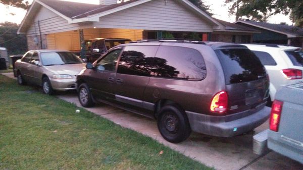 97 Dodge Caravan for Sale in Shreveport, LA - OfferUp