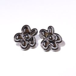 Chunky Flower Silver