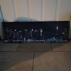 MIDTOWN MANHATTAN SKYLINE PANORAMIC VIEW AT NIGHTMIDTOWN MANHATTAN SKYLINE PANORAMIC VIEW AT NIGHT