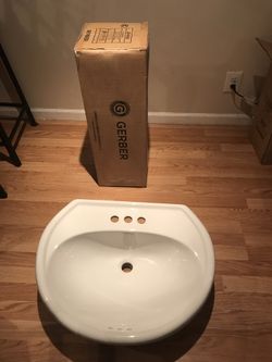 Round bathroom sink/stand
