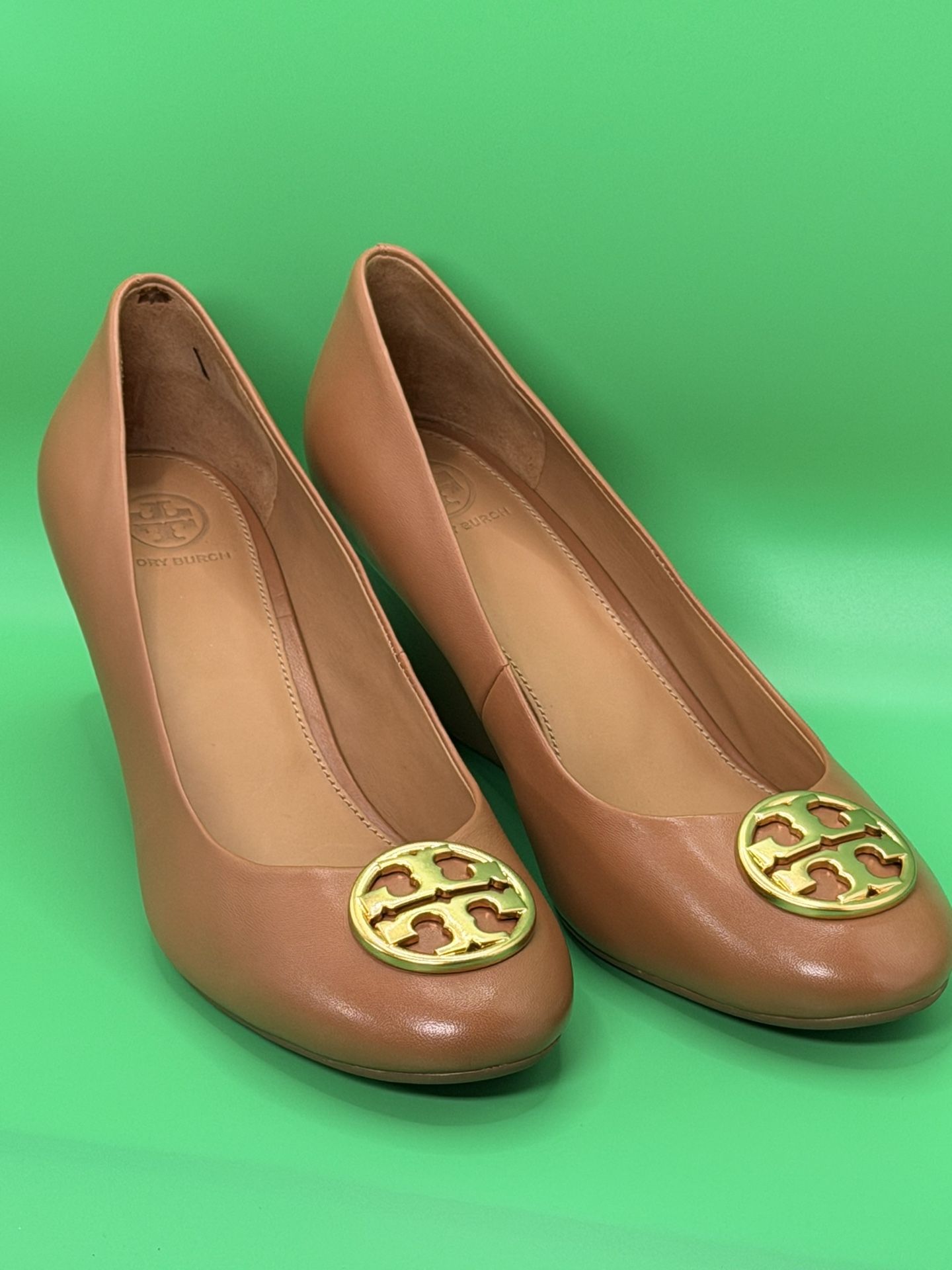 Tory Burch Chelsea 65mm Wedge – Royal Tan (Size 8.5)