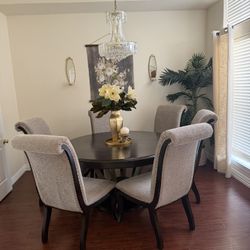 Elegant Beautiful 6 Chairs Dinning Set 