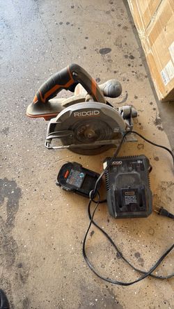 RIDGID cordless circular saw with battery and charger