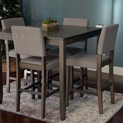 Counter Height with 4 Chair 