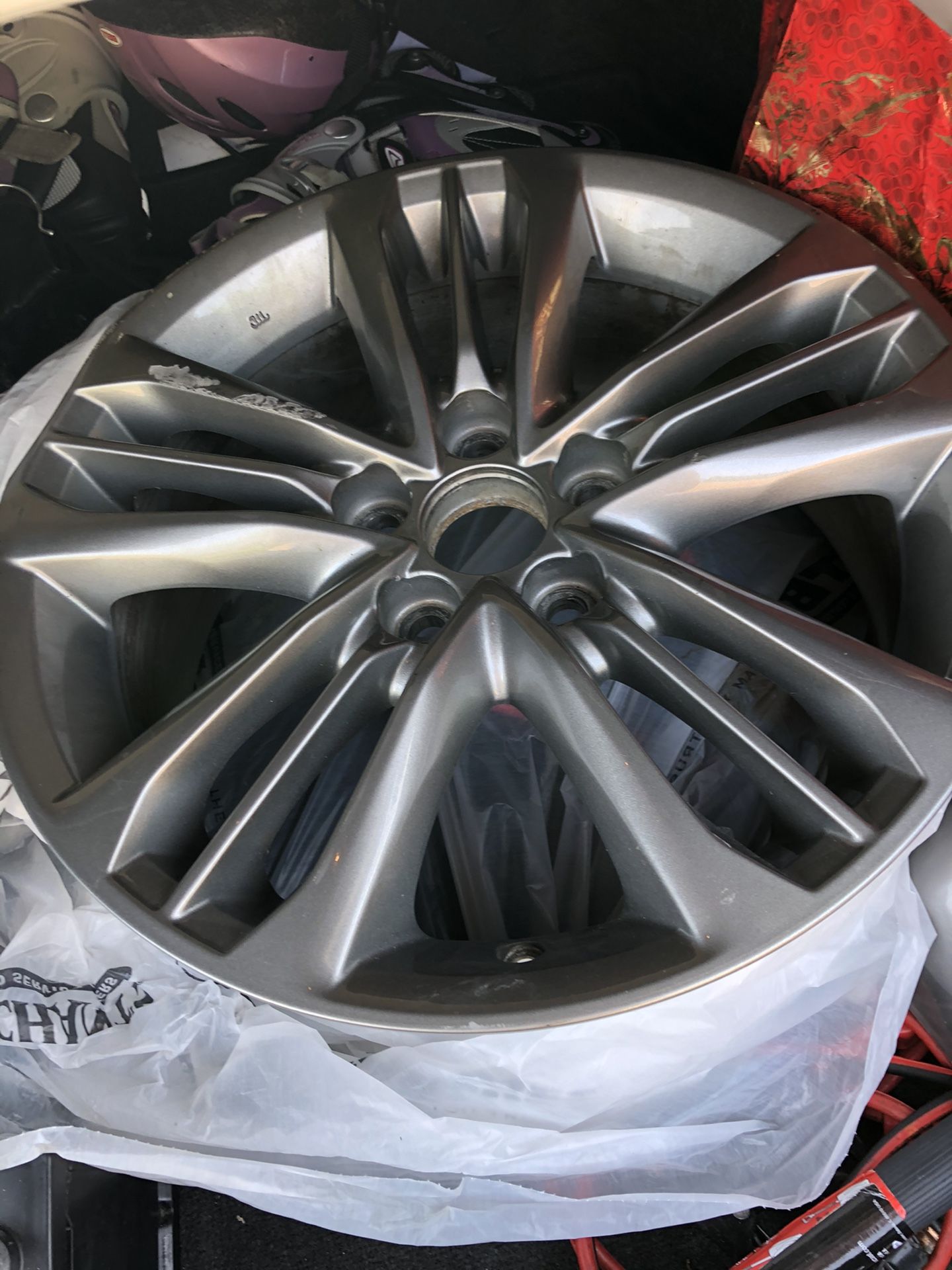 Toyota Camry SE 1 Car Rim for sale