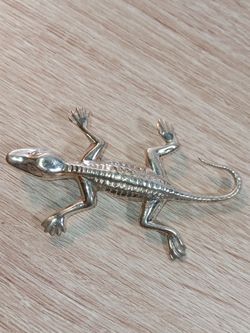 Silver Lizard Brooch Pin