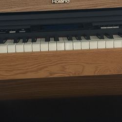 Piano (Great Condition)