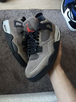 Jordan 4 Taupe Size 10.5