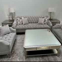 Z Gallery Leaving Room And Dining Table Set For Sale 