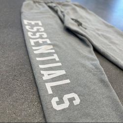 Essential Sweats Baggy In Size ( L,XL)