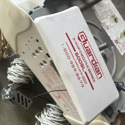 Garage Door Opener For Parts Guardian 600SL