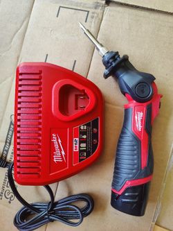 milwaukee m12 soldering with 2ah battery and charger 