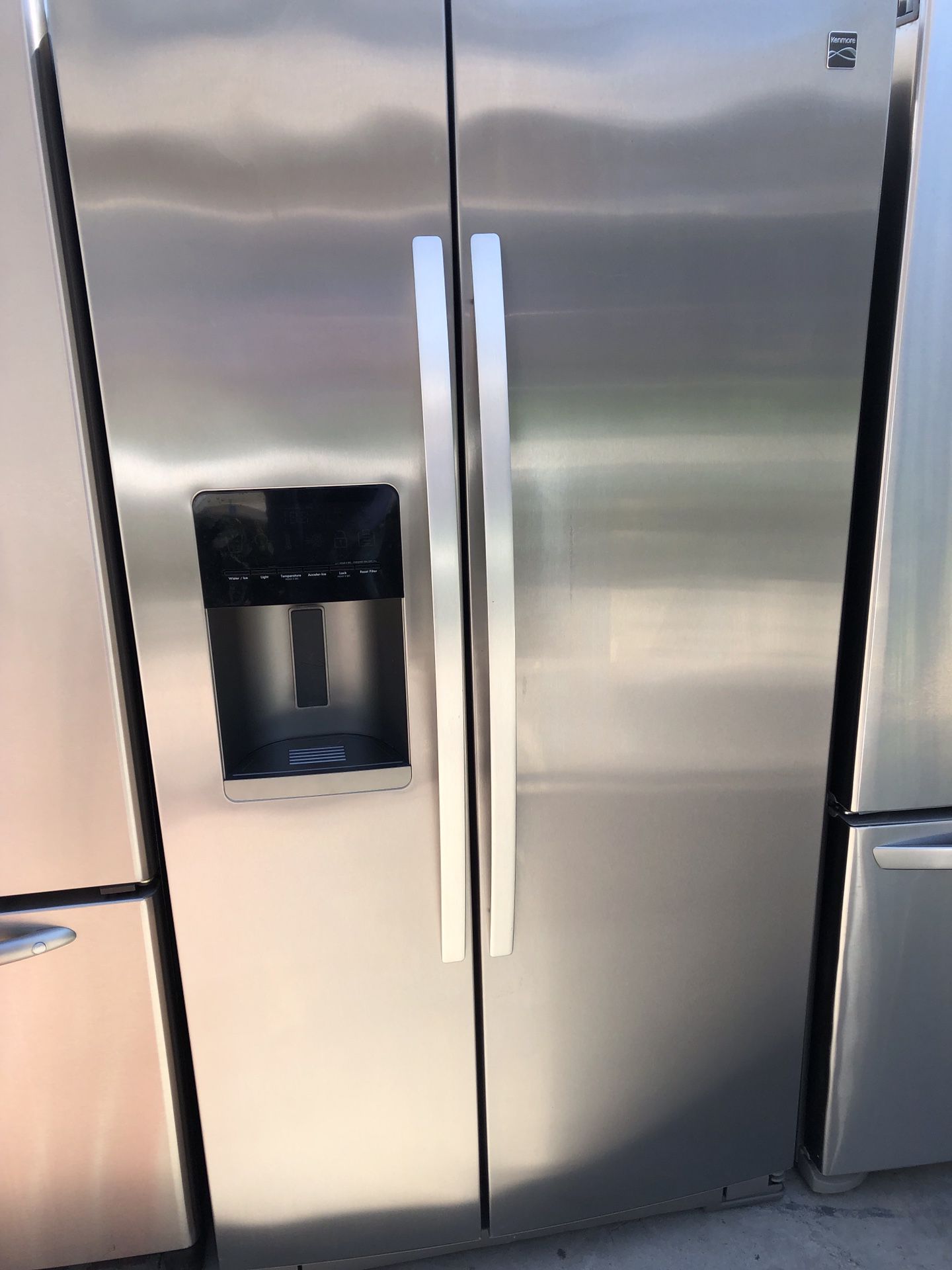 2017 kenmore elite amazing condition works perfect extremely clean