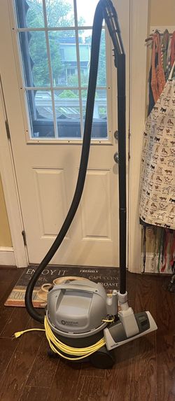 Nilfisk VP 300 HEPA Vacuum