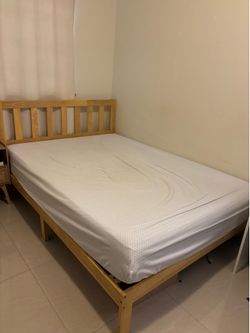 Full Size Wood Bedframe