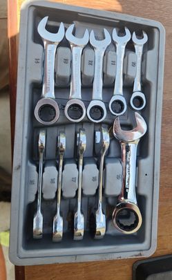 GearWrench Metric Stubby Ratcheting Wrenches