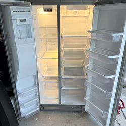 Whirlpool Refrigerator 