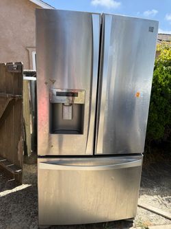 Free Kemore refrigerator 4 doors