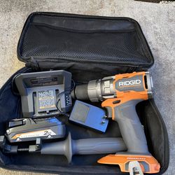 RIDGID 18V Brushless Cordless 1/2 in. Hammer Drill/Driver Kit with 2Ah battery