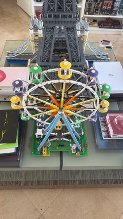 LEGO Ferris Wheel