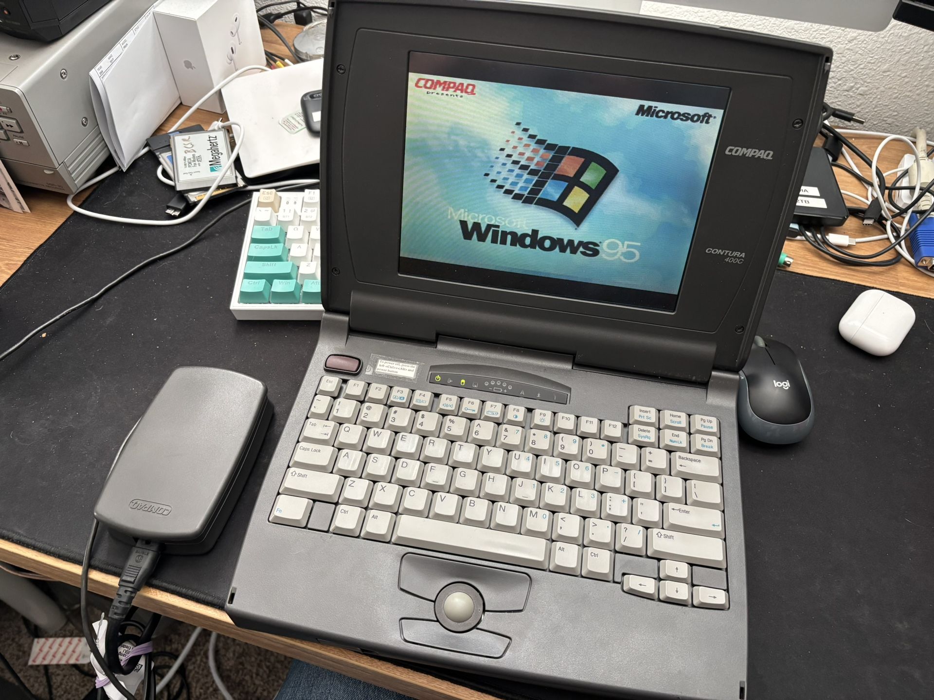 Compaq Contra 400c 486 Laptop