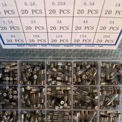 GLASS FUSES  (((  300  ))) 15 Different  Sizes X 20