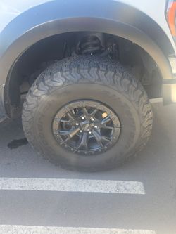 Raptor R rims/tires