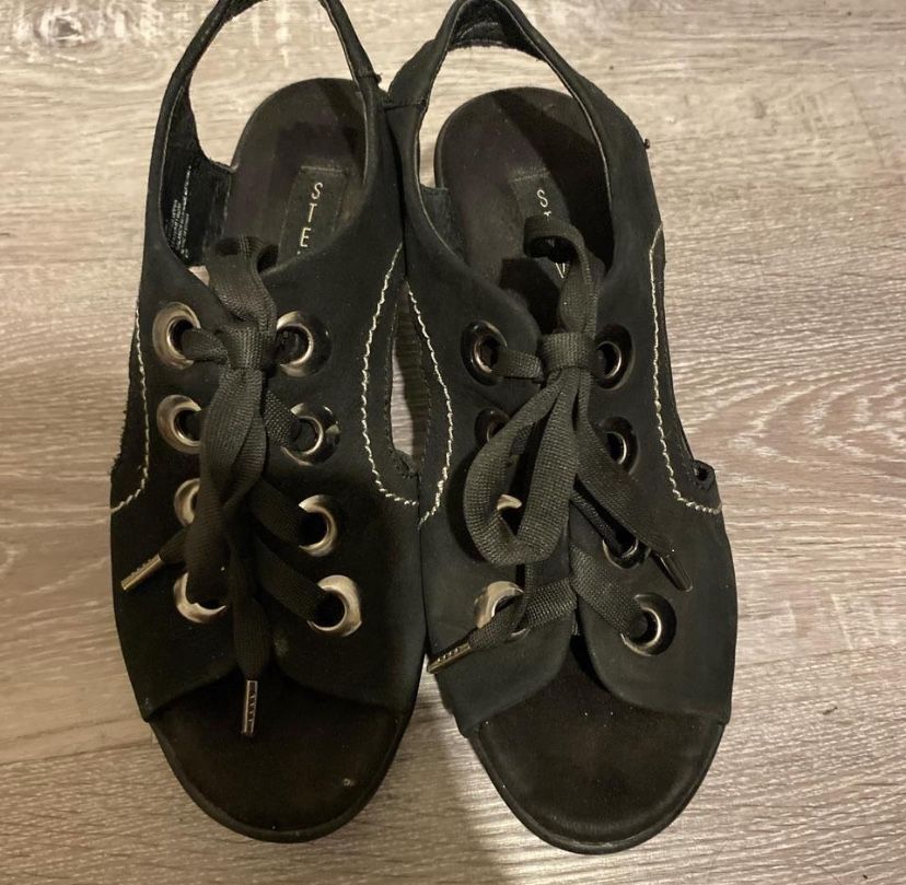 Steve By Steve Madden Wedge Sandal Shoes Size 6