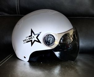 Motorcycle /E-Bicycle /Scooter Helmets for Adults and Teens