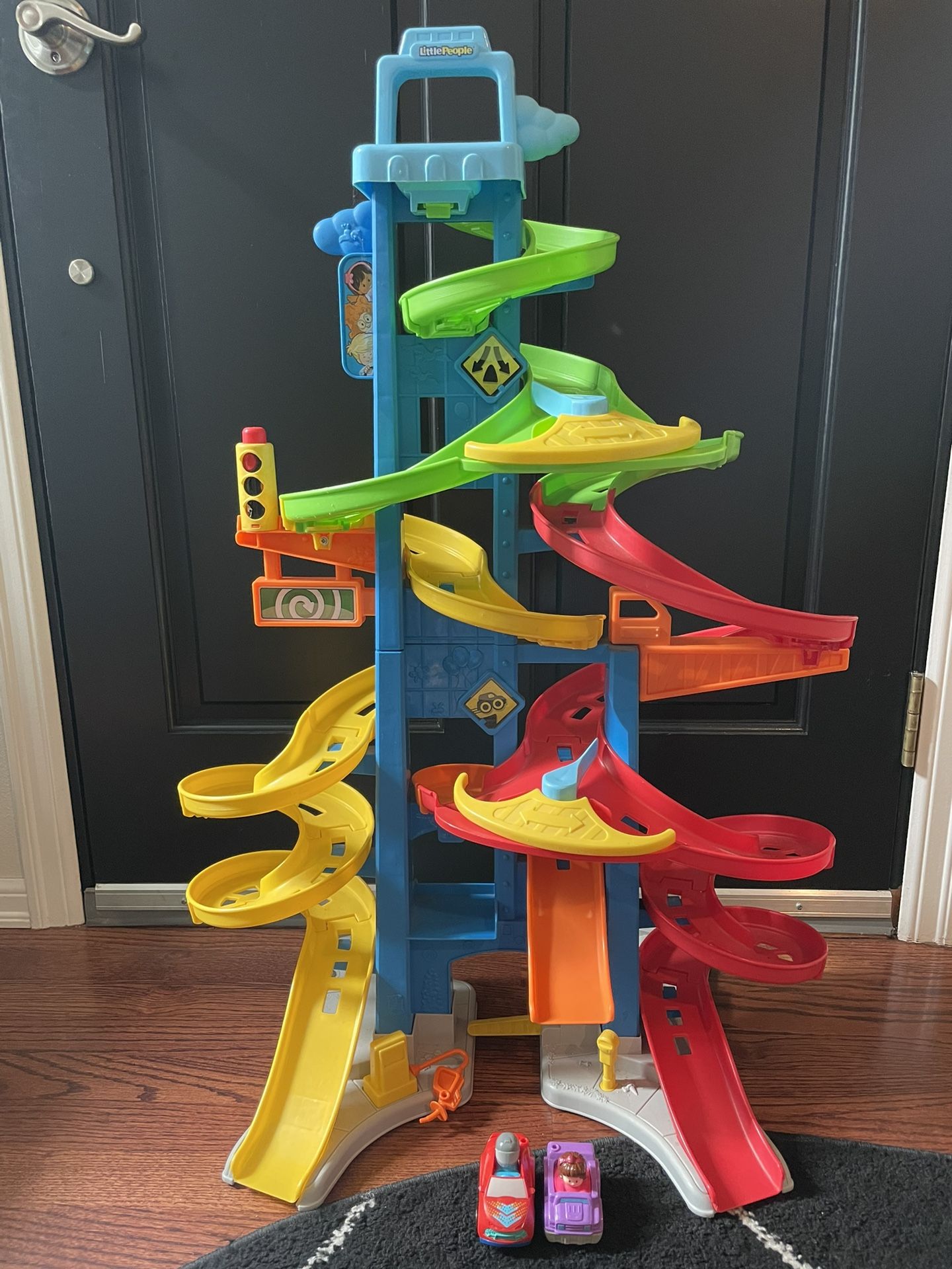 Fisher Price Little People Take Turns Skyway Race Track with 2 Cars