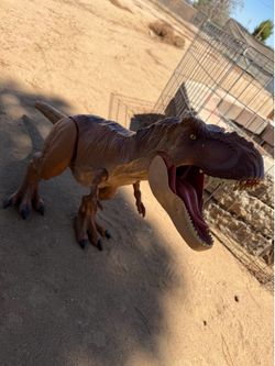 Mattel Jurassic world super colossal Tyrannosaurus Rex 42”
