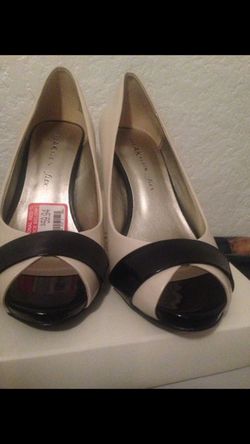 Anne Klein pumps