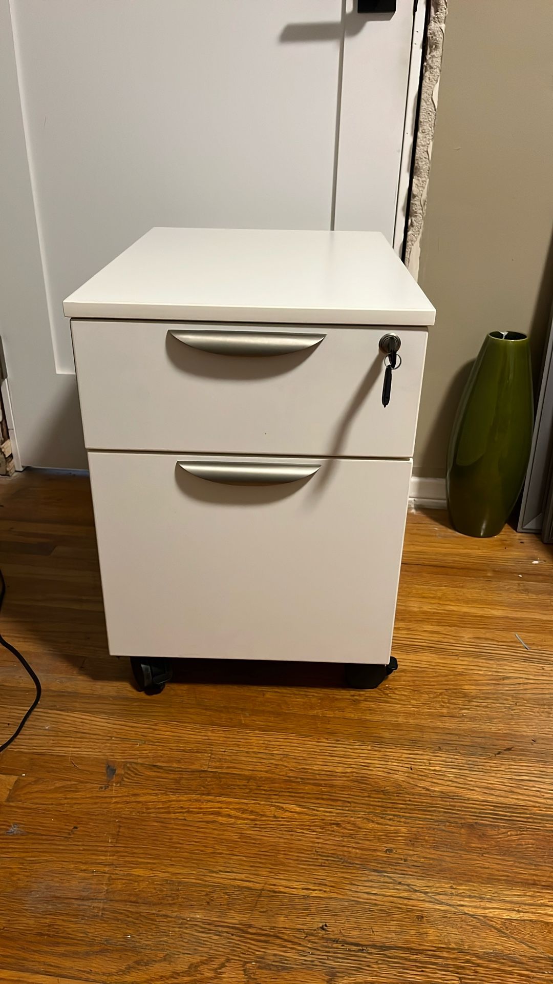 File Cabinet With Lock