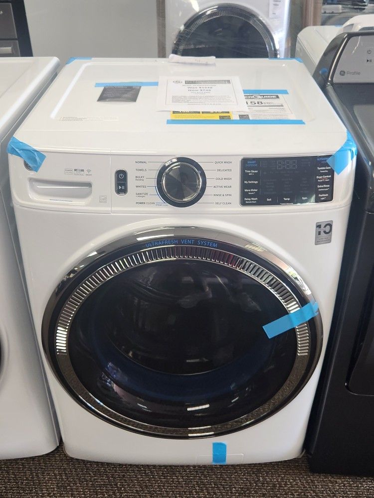 5.0 cu.ft. Smart Front Load Washer in White with Steam, UItraFresh Vent System, and Microban Technology