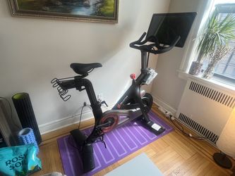 Original Peloton Bike - Very Good Condition