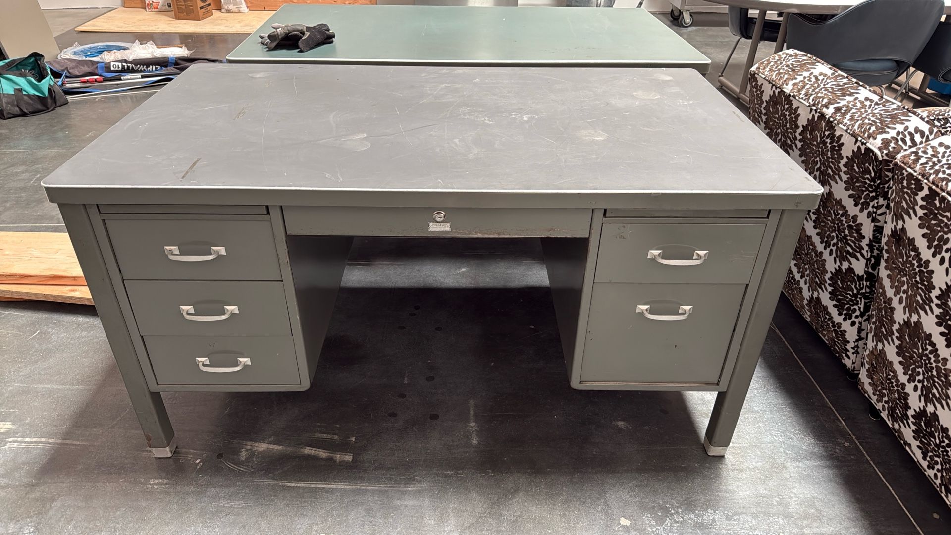 Tanker Desks