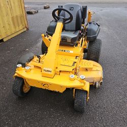 Cub Cadet Pro Z 900