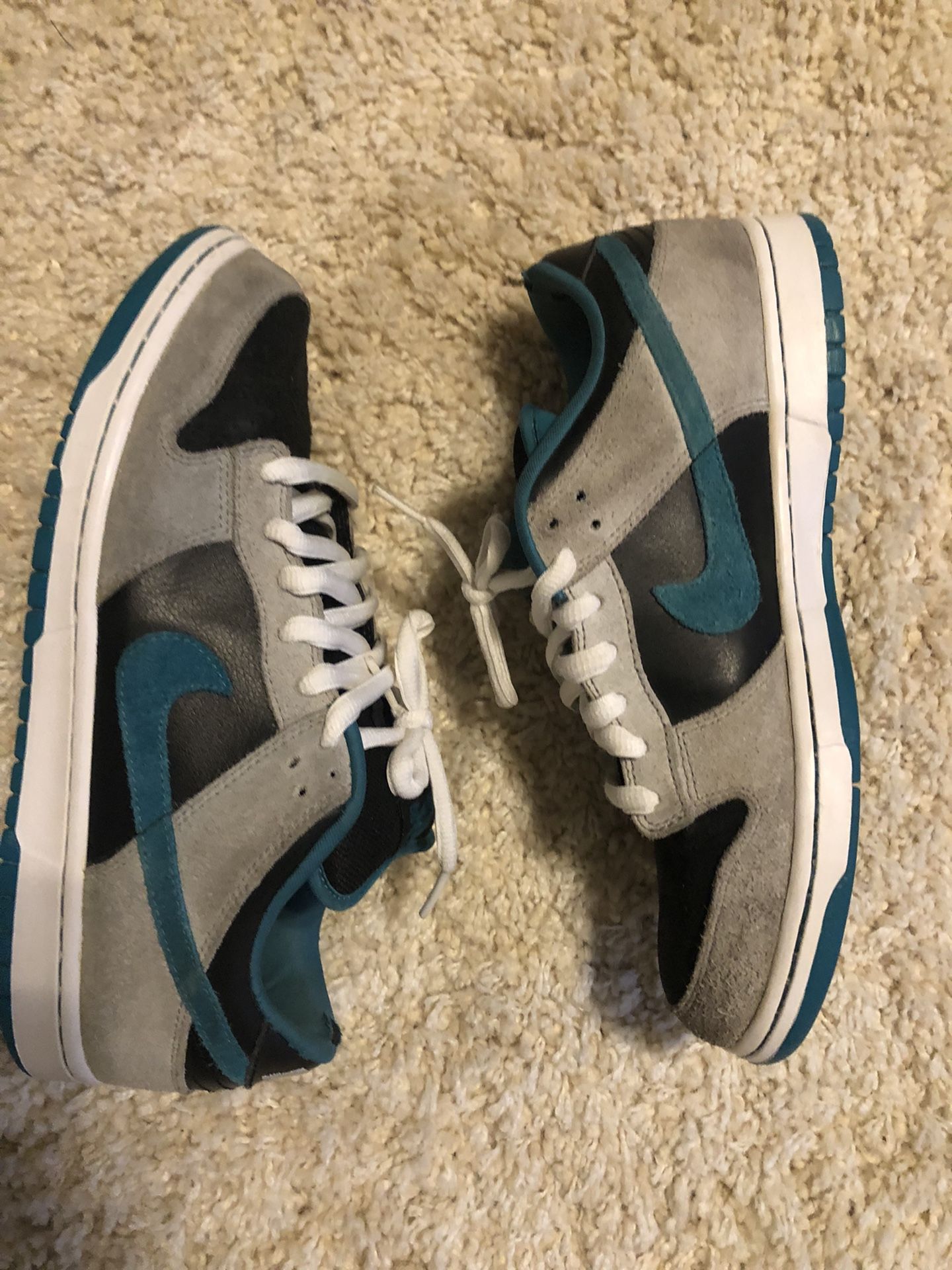 SB Dunk Low Chrome Ball Incident