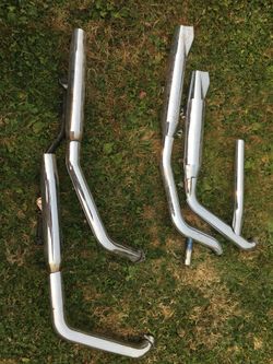 97 HD softail pipes. 2 sets. Stock & Python 3.