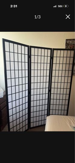 Foldable 3 panel black privacy screen