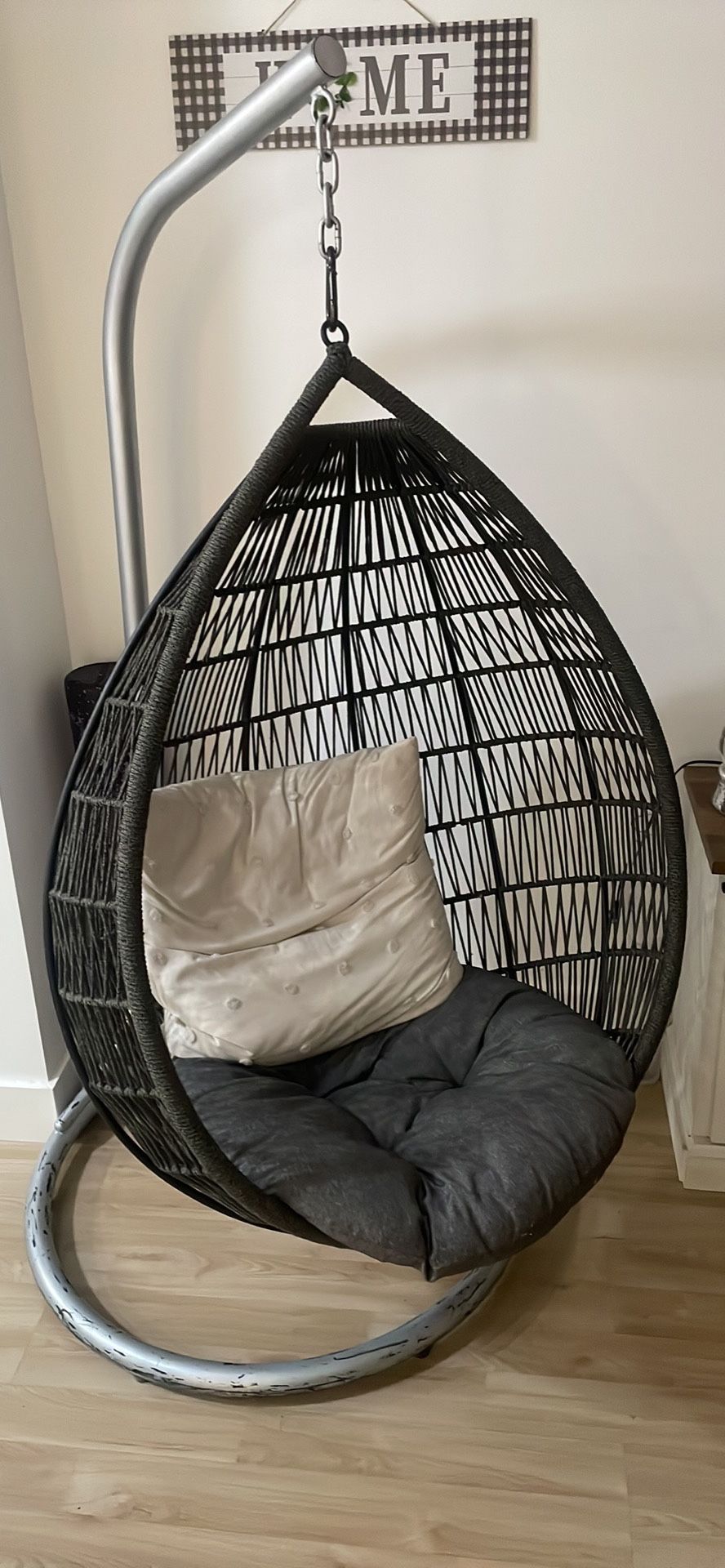 Grey Egg Swinging Chair 