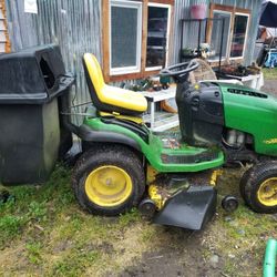 John Deere Riding Lawn Mower