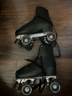 Roller skates / size 5